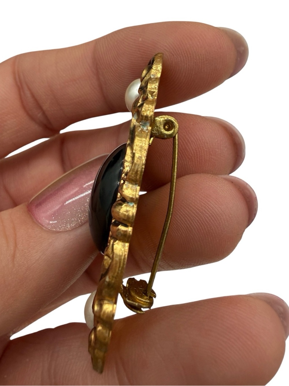 Vintage Gold-Tone Brooch by Vintage with Black Cabochon and Pearl Accents - Picture 4 of 6